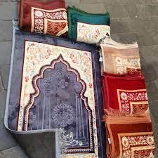 تصویر 2 از سجاده مخملی چینی در رنگ بندی متنوع